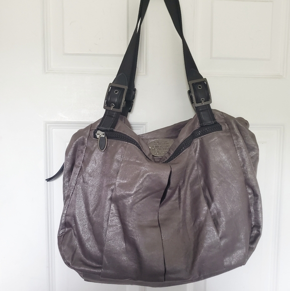Kenneth Cole Reaction Large Metallic Tote Bag - Picture 1 of 13